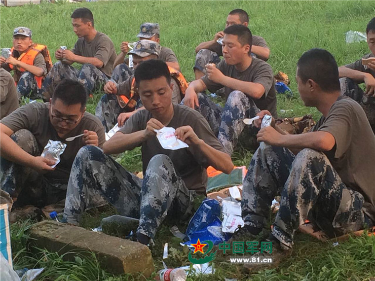 解放军快速反应营,解放军强悍的火力