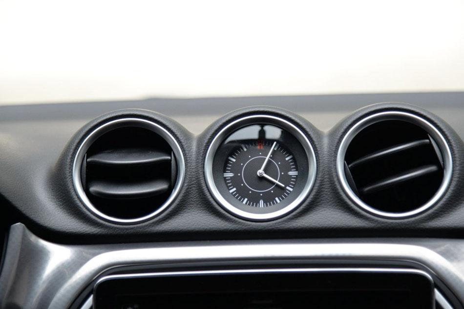 铃木维特拉车身刚性测试,长安铃木维特拉越野测试