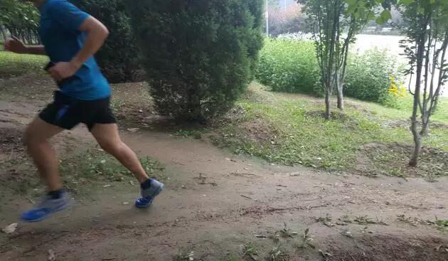 find测评,discovery足球鞋好吗