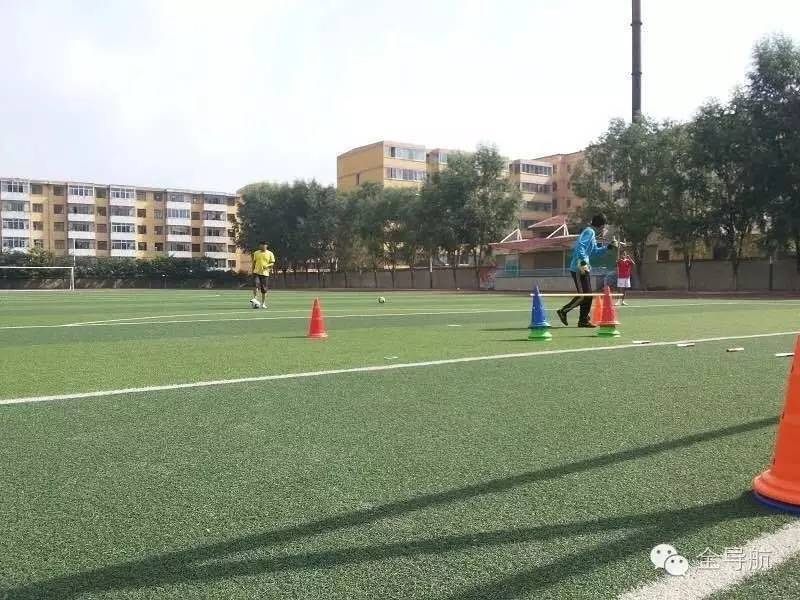 同学们集训,同学们夏令营表演节目