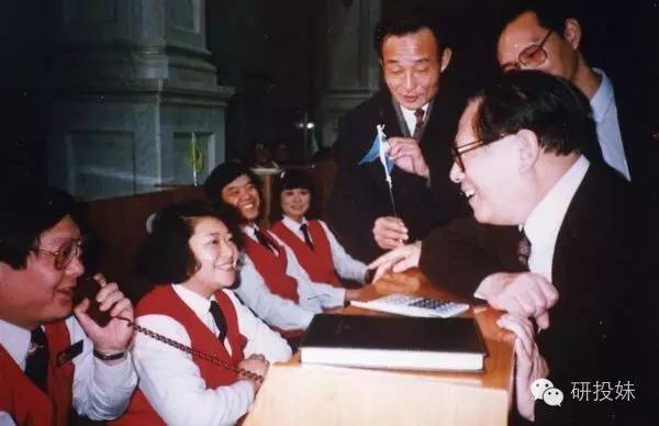 纽约外汇交易员怎么样 (纽约交易所交易员)