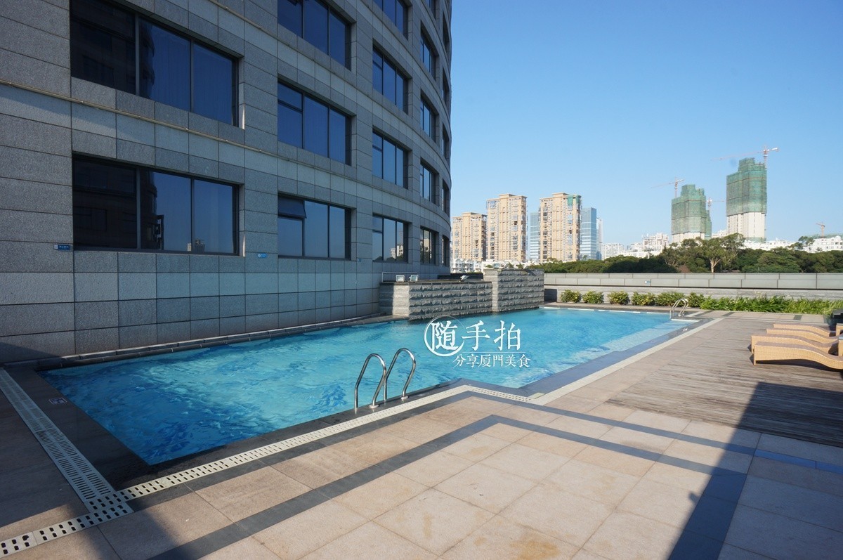 今晚有毒|这妹纸喝了“断片*身失**酒”！结果。。。