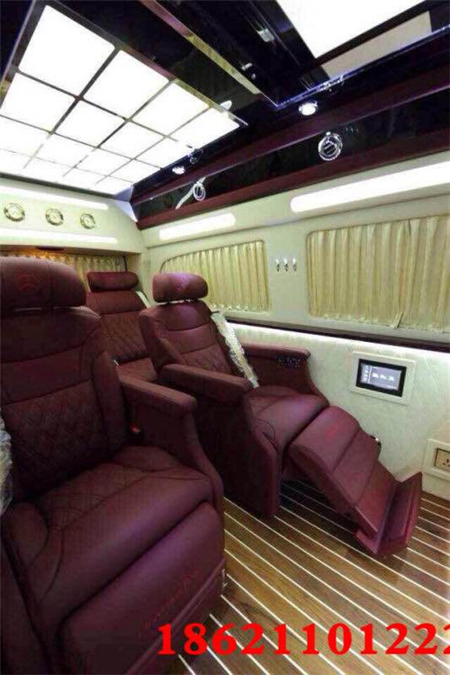 奔驰威霆水晶宝座5.0灰色,库存16款奔驰威霆