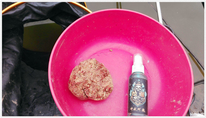 大雨一直下在鱼塘怎么钓草鱼,下大雨水库好钓草鱼吗