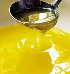 鸡油是黑的是怎么回事,鸡油黄是什么颜色