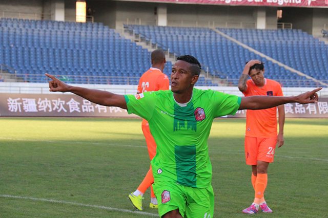 距离打破队史纪录只差3场,最后一分钟丢球