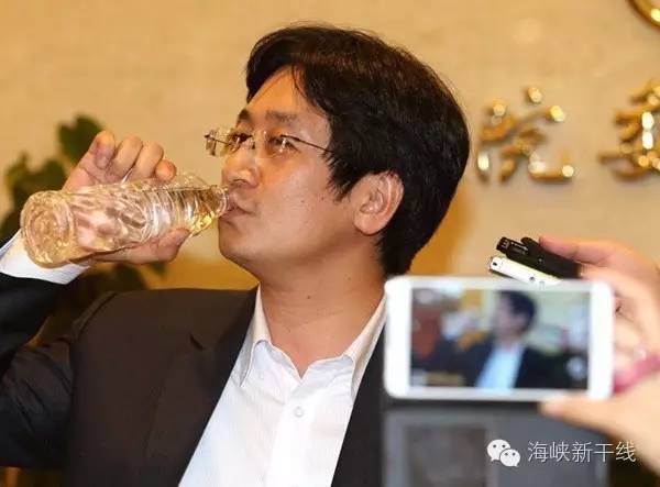 民代登岛、渔民护土，蔡英文在干什么？