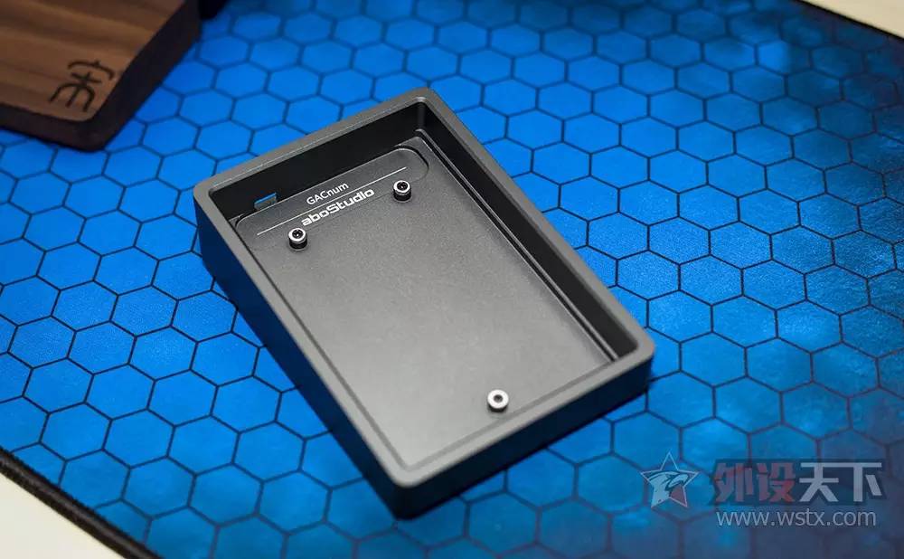 豪物图赏壕好玩，壕过瘾。aboStudioGACnum数字外壳分享