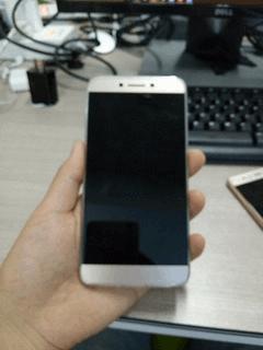 还在桌面费劲找手电筒开关？乐视努比亚华为这么设置轻松搞定