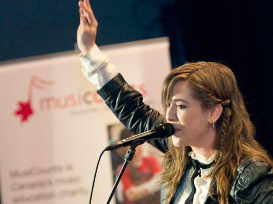 良（qiang）心（xing）推荐歌手-SerenaRyder