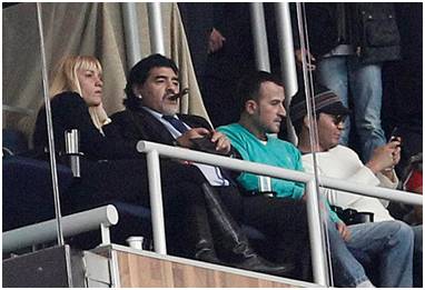 球场看台哪个位置好,球场地理位置