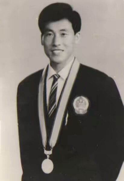 李元魁解说的世界杯,李元魁年轻时解说