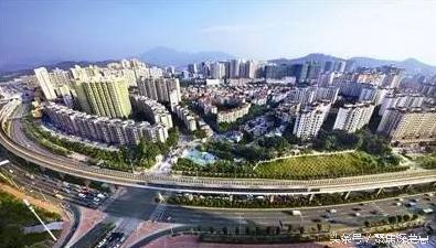 深圳一套房（ju）钱（kuan），出国能买什么？看完懵B了