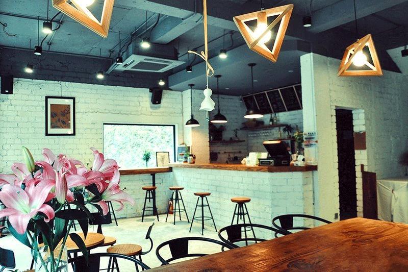 桐庐岩朵民宿游乐场,桐庐适合亲子游玩的民宿