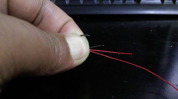 老钓手如何上鱼竿视频教学,老钓友怎么绑竿稍绳