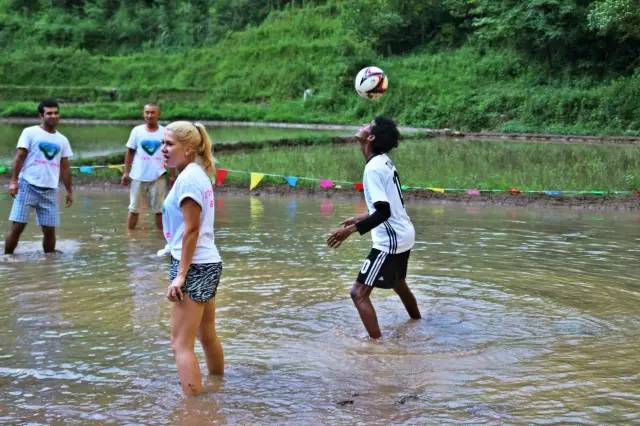 歪果仁眼中真实的中国,歪果仁中国人都这么厉害吗