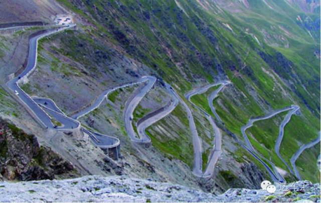 在这个SUV主导的地盘新锐腾用十项全能去挑战