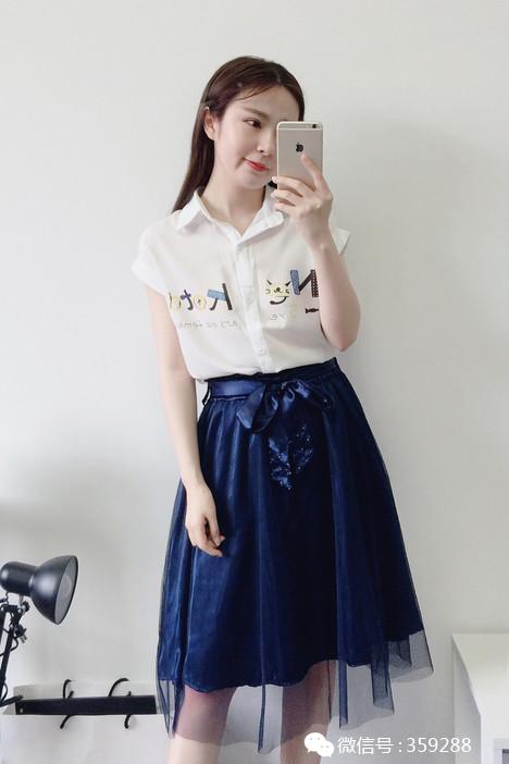 经典时尚达人,时尚达人很懂自己的优势