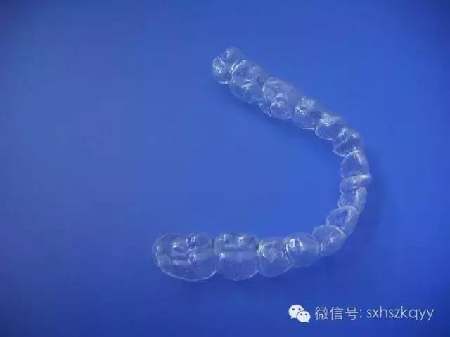 常见排齐牙齿的四大方法,牙齿拥挤重叠矫正过程