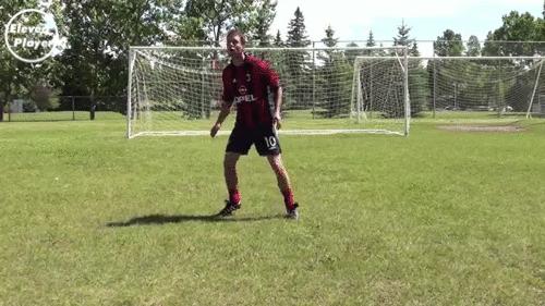 足球技巧8种最为实用的,足球防球的技巧