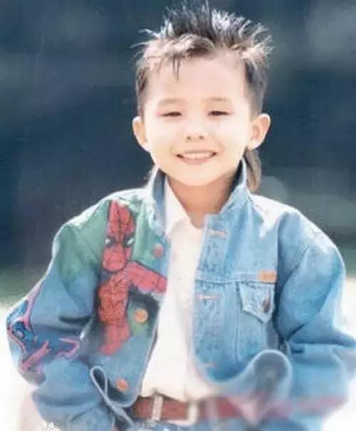 我们为什么那么爱足球,权志龙歌曲我们不要相爱