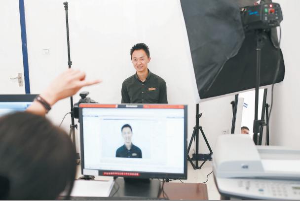 办护照在当地派出所还是公安局,办护照可以去派出所开证明么