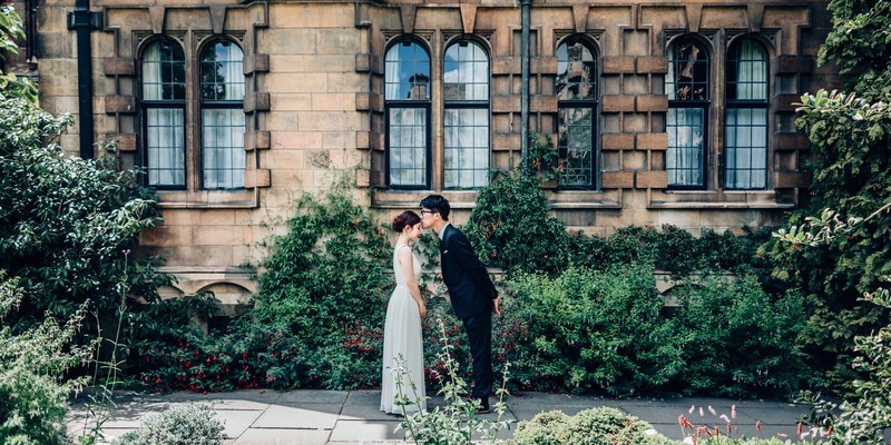 诗阁|《更爱的一方》MoreLovingOne