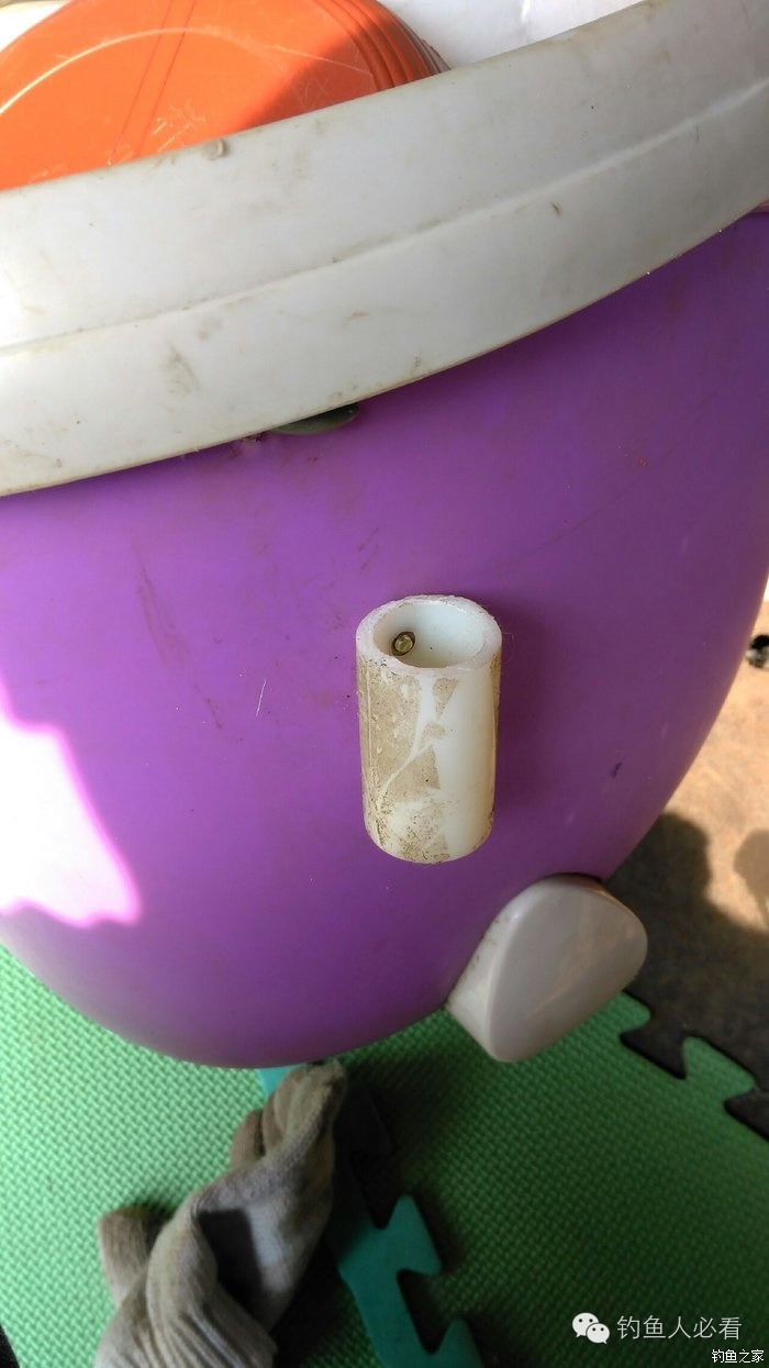 拖把桶改装钓箱,拖把桶改钓箱