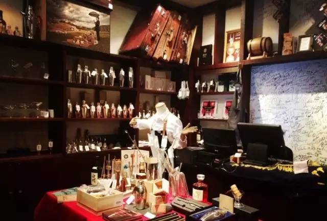 亚洲十大顶级鸡尾酒吧,最具特色的鸡尾酒吧