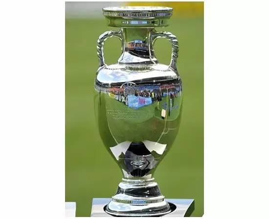 红白蓝法国国旗含义,红白蓝国旗france