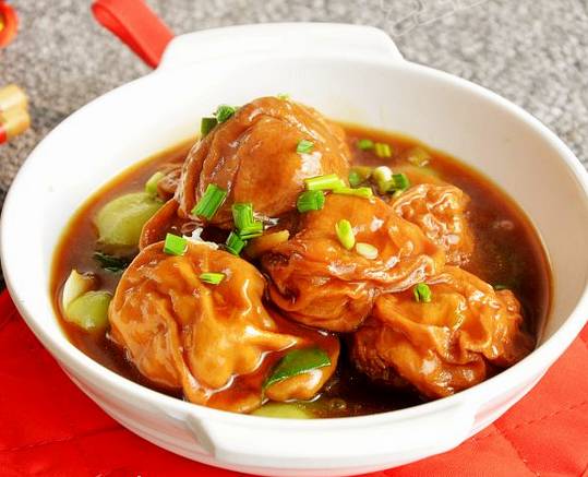 上海滩最有名的美食 (上海滩的特色美食)