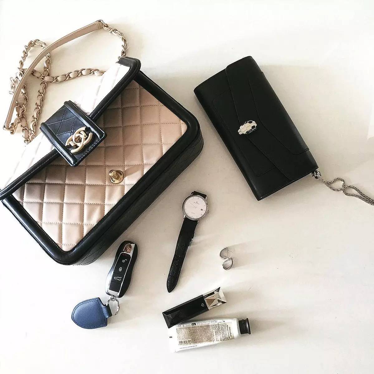 粉丝寄来的包,粉丝寄来了一箱包包