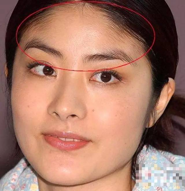 发际线多少适合露额头,露额头才是检验美女的第一标准