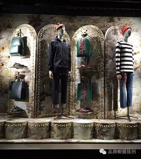 gucci服装橱窗展示,gucci最新橱窗主题