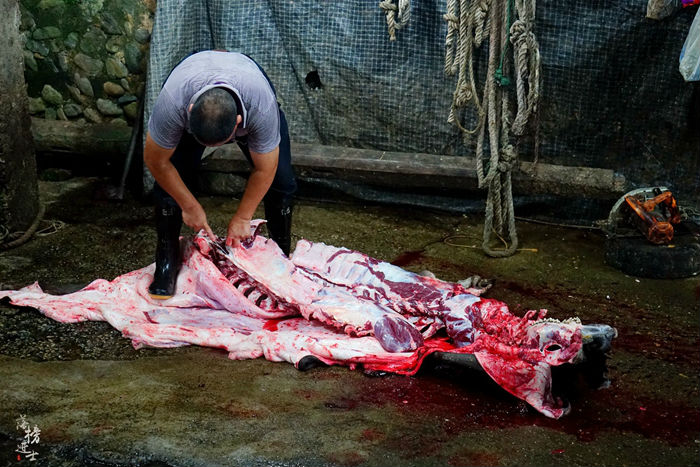 永定土楼里的全牛宴,永定土楼特色美食
