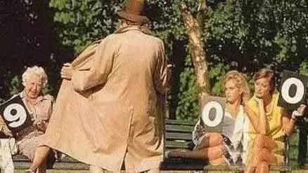 心理学角度进行人性的剖析,站在人性的角度看待焦虑症