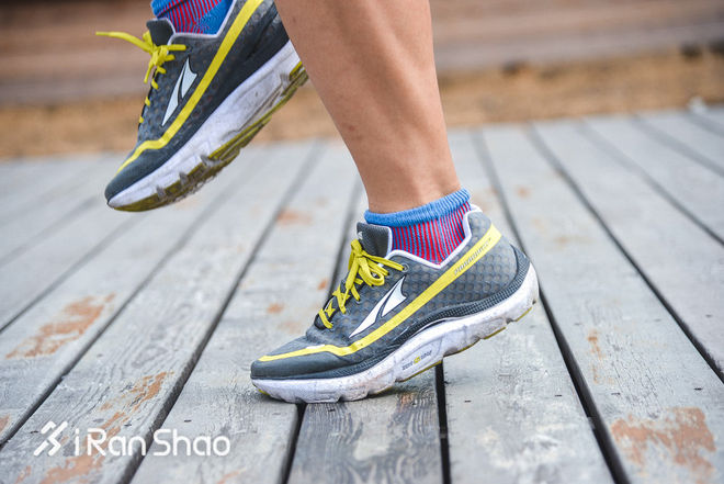 TopX|硬碰硬较量四款主流缓冲跑鞋横评对比
