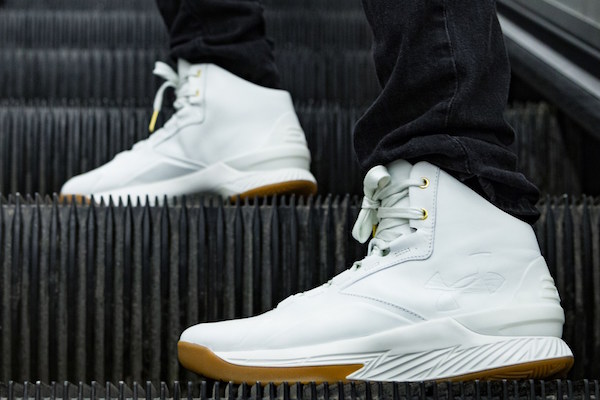 库里的生活系列UnderArmourCurryLux