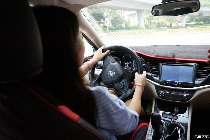 酷斯特女王再次登场：16款2.4L领先版自由光提车作业