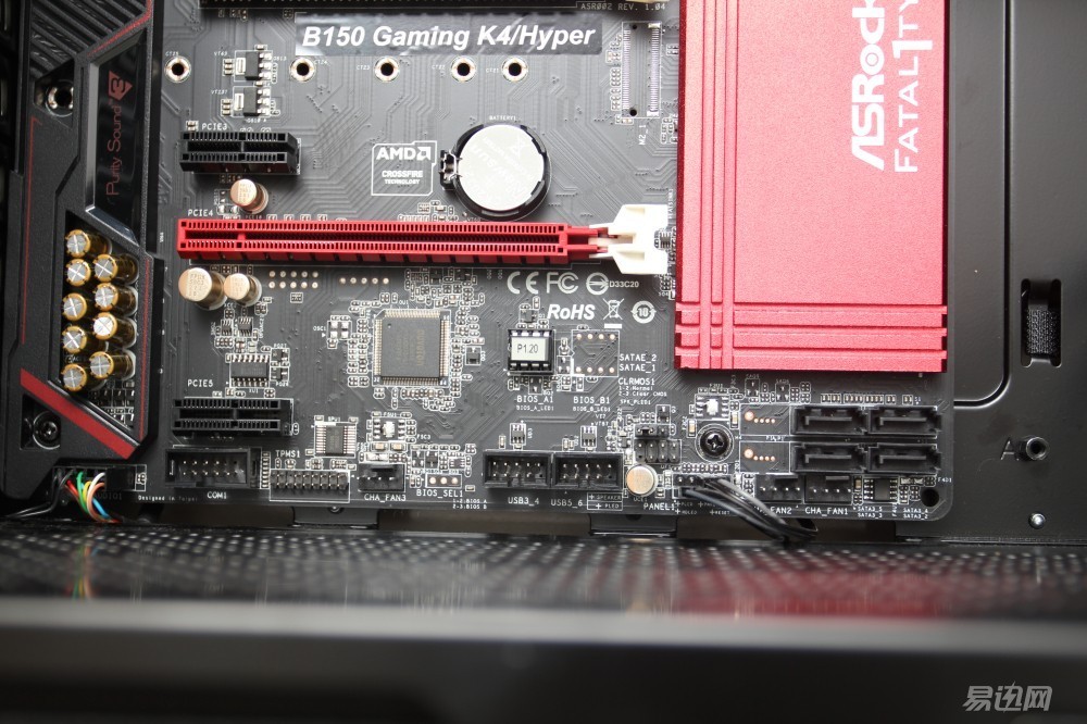 追风者515机箱可以装大主板吗,华擎b150装nvme