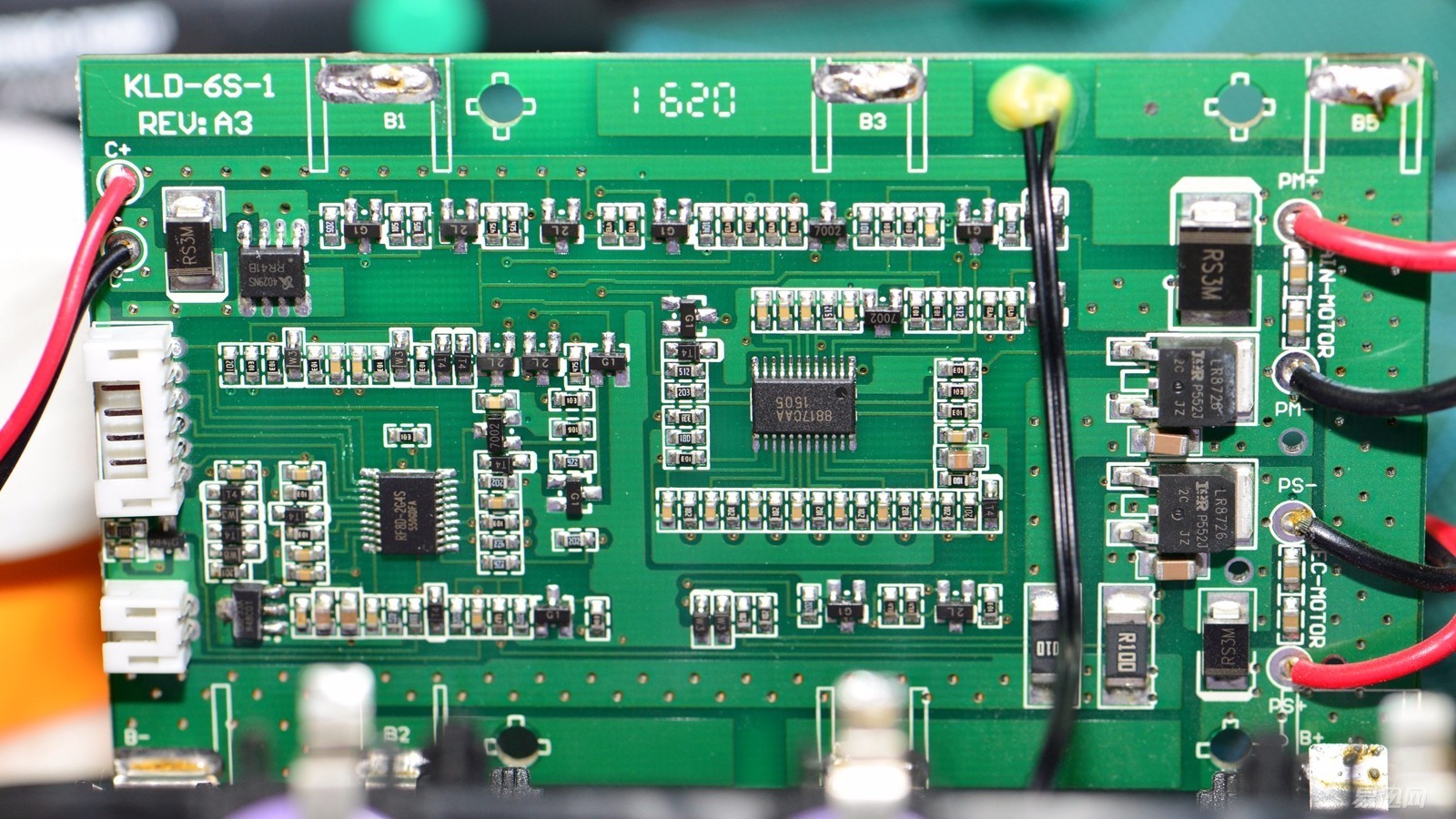 海尔吸尘器zc405s评测,海尔hzw1207z吸尘器拆解