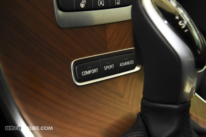 沃尔沃xc60试驾视频2020第一视角,2023款沃尔沃xc60高原试驾