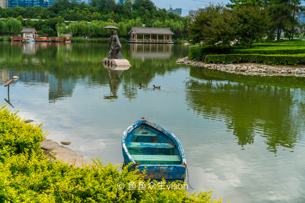 这里曾经也是繁华都市,古朴优雅充满禅意的私家园林