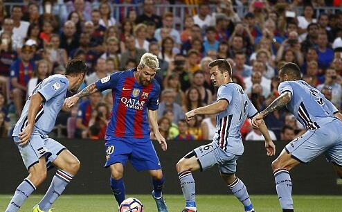 杂耍倒钩普斯卡什,令人窒息的凌空抽射梅西