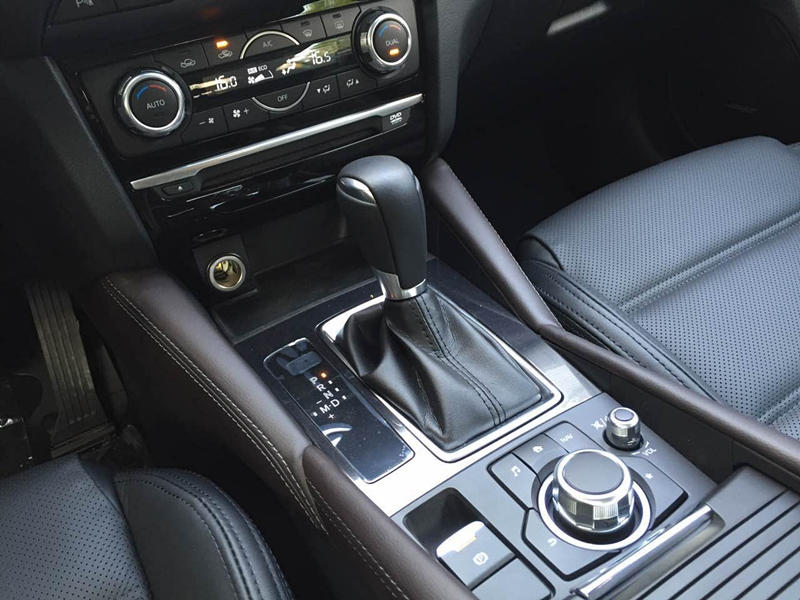 2021阿特兹尊崇版内饰氛围灯,这才是高颜值车型