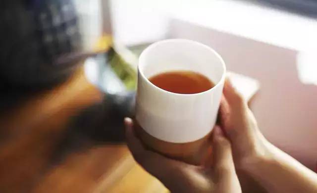 有些话不说更动人,有些话不说总比说了好