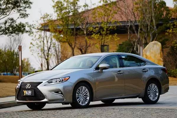 雷克萨斯es200和260动力比较,雷克萨斯es200与雅阁2.0动力比较