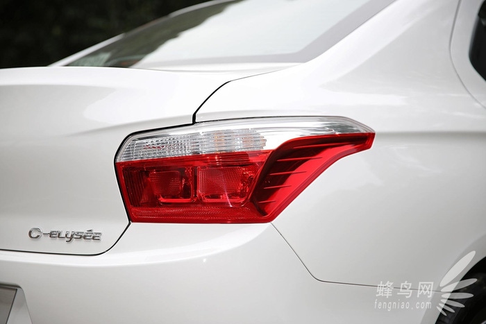 经济实惠和舒适并重,2016年自动挡爱丽舍值得买吗