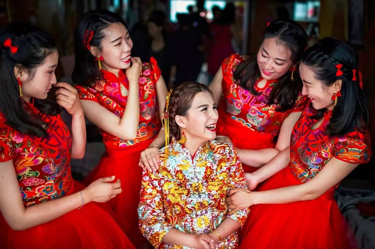 baby伴娘服质量,baby的伴娘穿的衣服