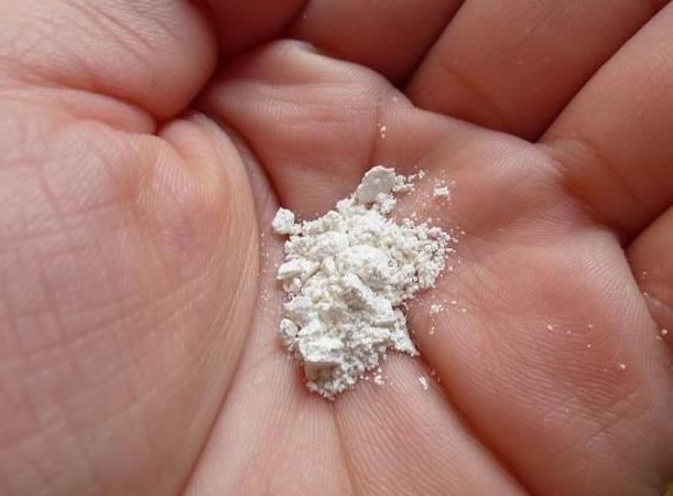 长斑要补水出现的皱纹怎么办,油性皮肤是不是不容易长斑长皱纹